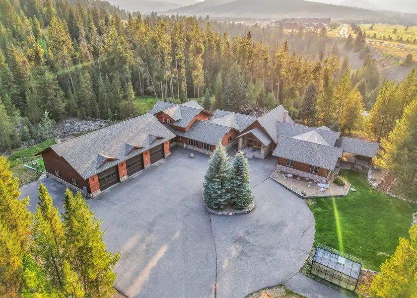 319 Skywood Drive